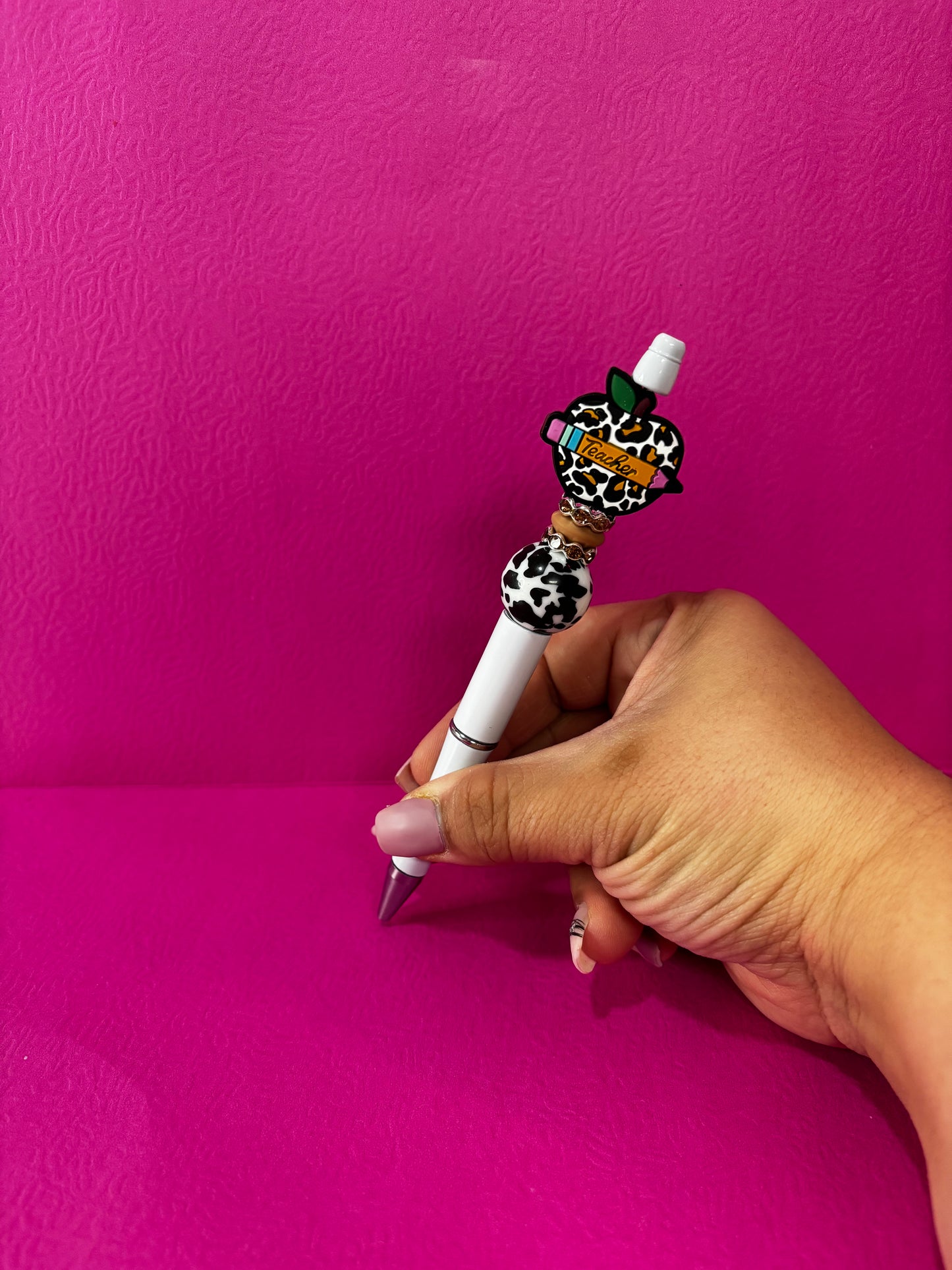 Cow Apple Pen